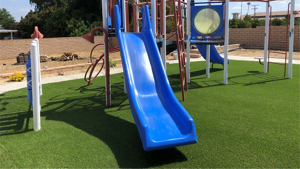 Playground Artificial Grass for Schools, Parks, Backyards, Orange County